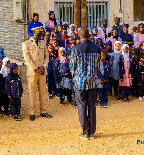 Levée des couleurs à Pioneerd' Academy